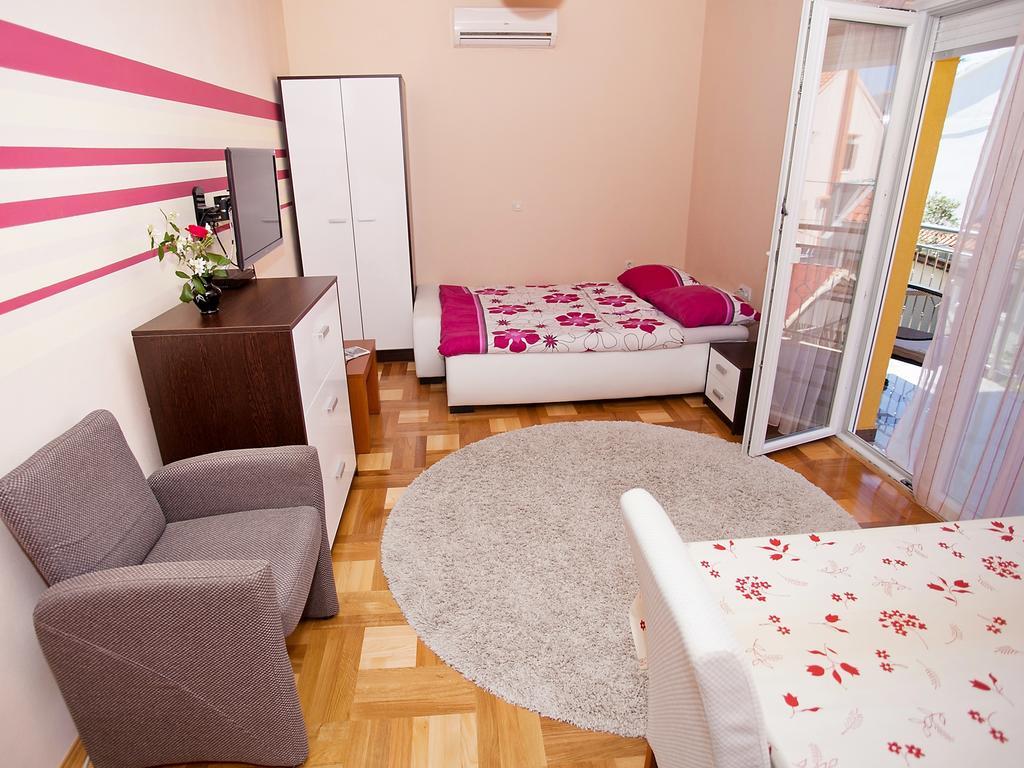 Apartment Zadar Diklo Borik Vir Стая снимка