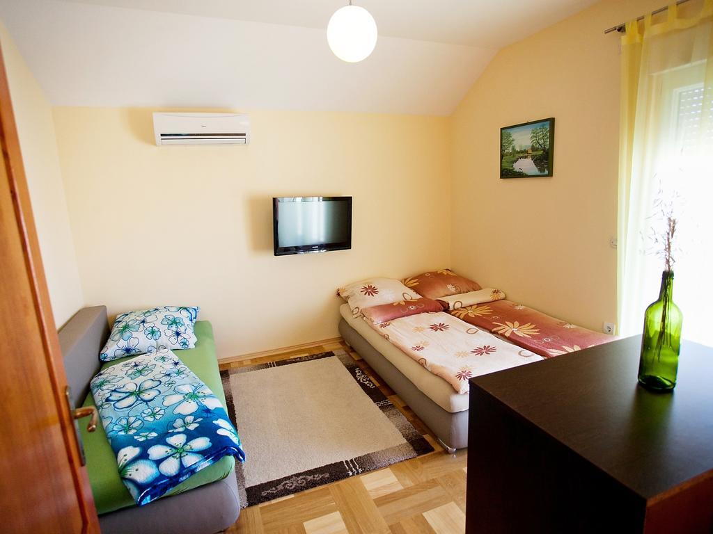 Apartment Zadar Diklo Borik Vir Стая снимка